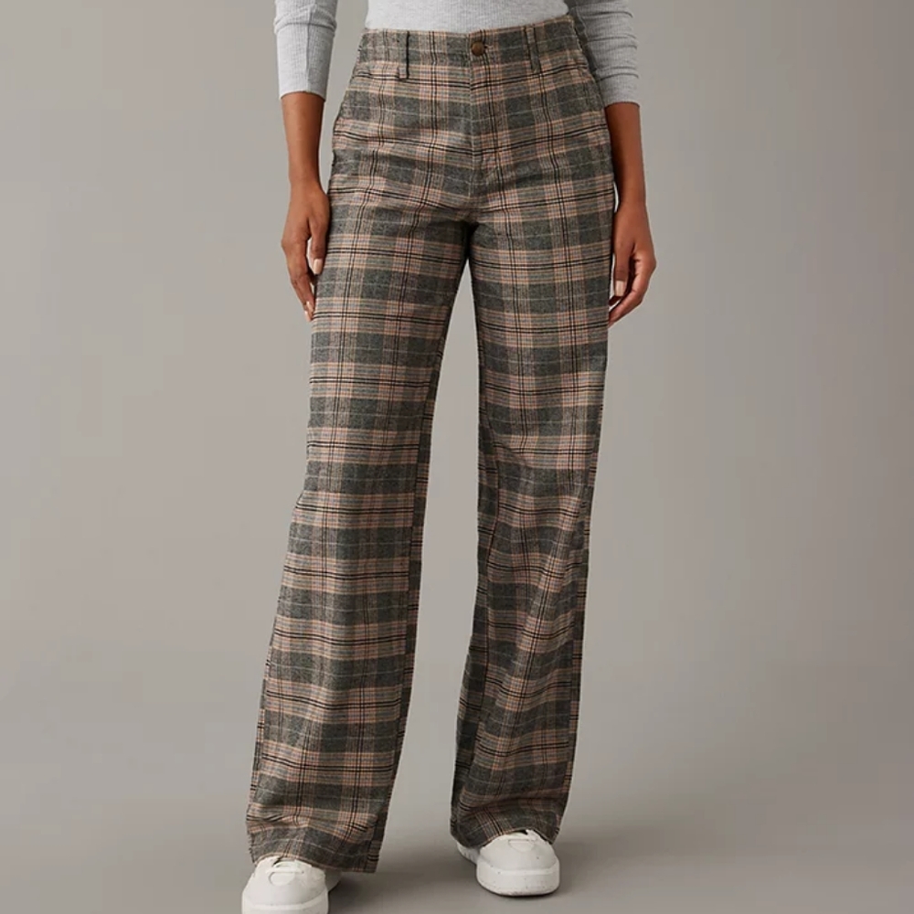 AE Super High-Waisted Baggy Wide-Leg Trouser